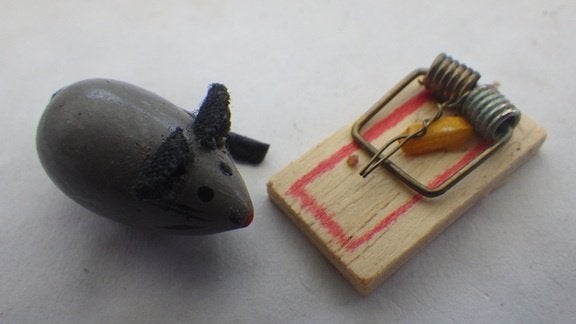 Poppenhuis: Muis met Muizenval, Ophalen of Verzenden, Nieuw, Poppenhuis