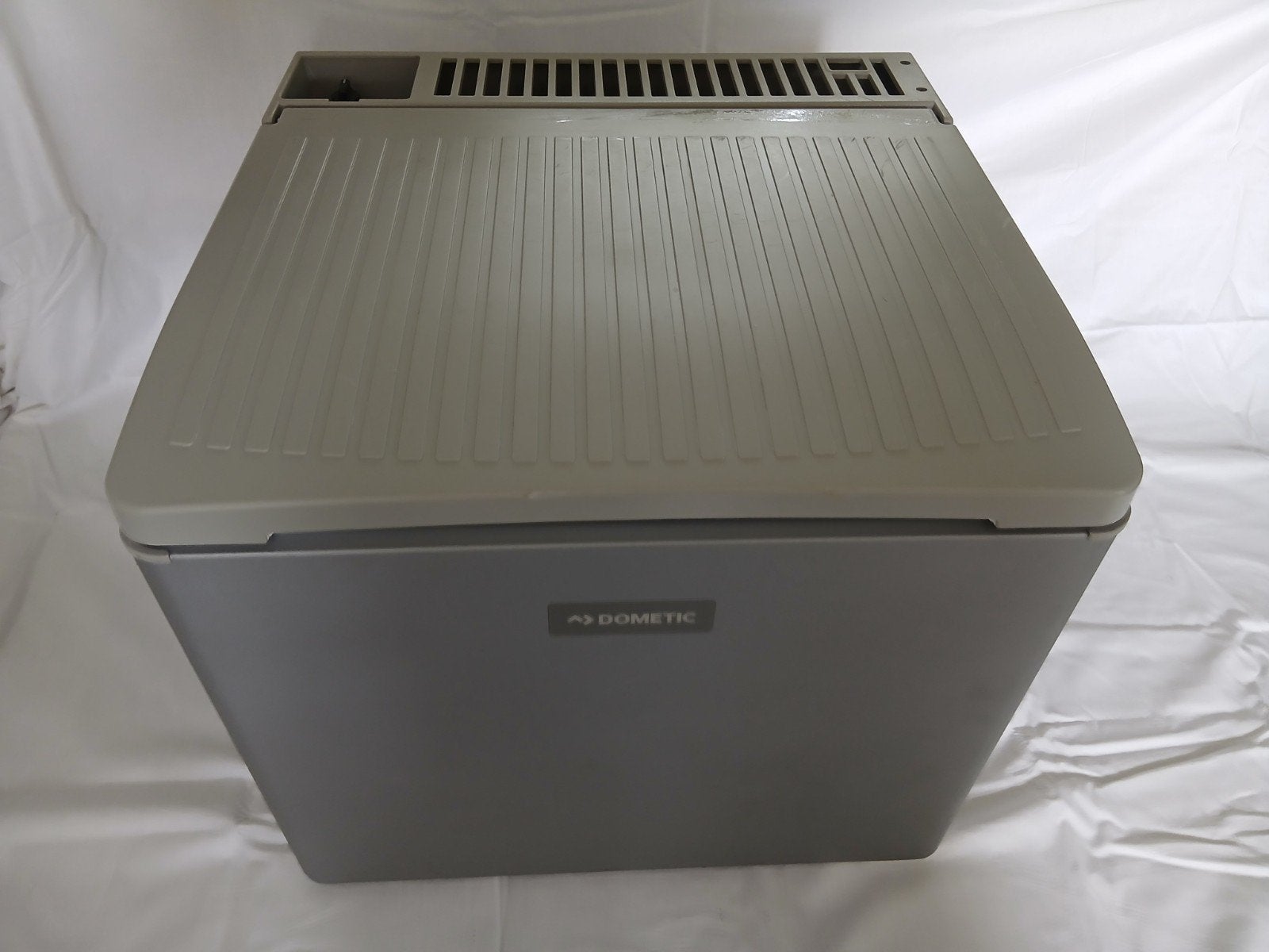 Nette Dometic Camping Koelbox 41L 230v / 12v of gas, Ophalen, Zo goed als nieuw, Koelbox, Elektrisch