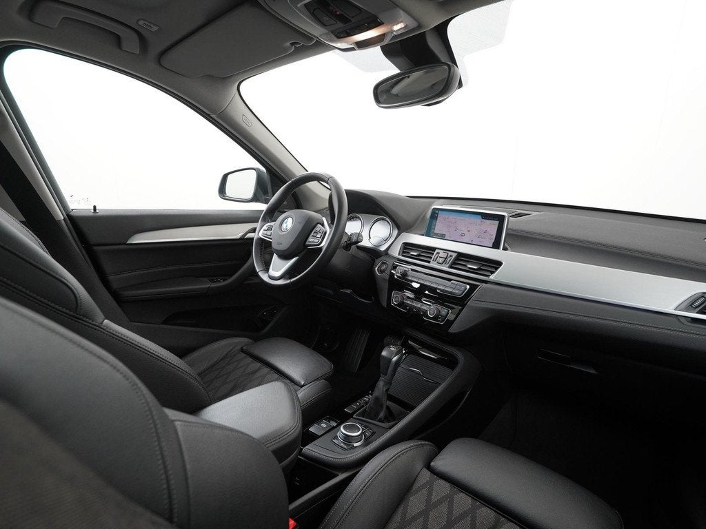 BMW X1 xDrive25e xLine | Panoramadak | Camera | Zondag Open!, 12 maanden, Gebruikt, Blauw, Leder en Stof