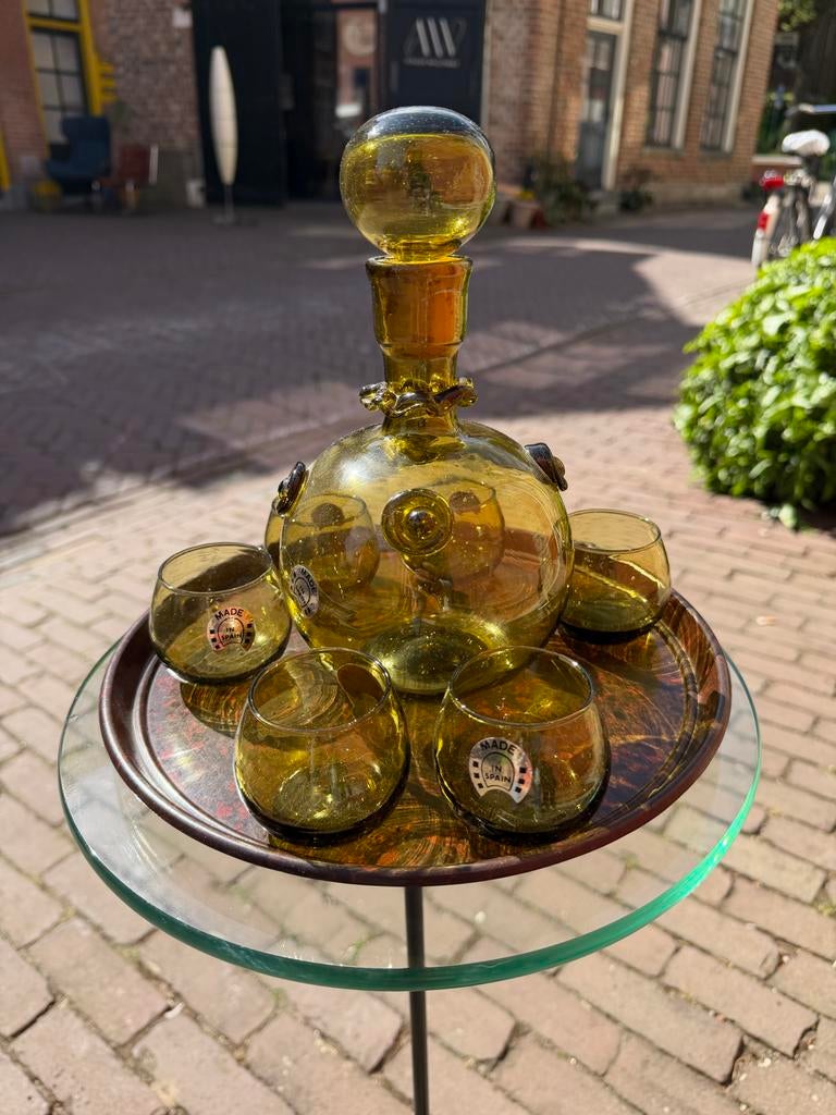 Vintage Spaanse likeurkaraf met 5 glaasjes - Amberkleurig, Ophalen