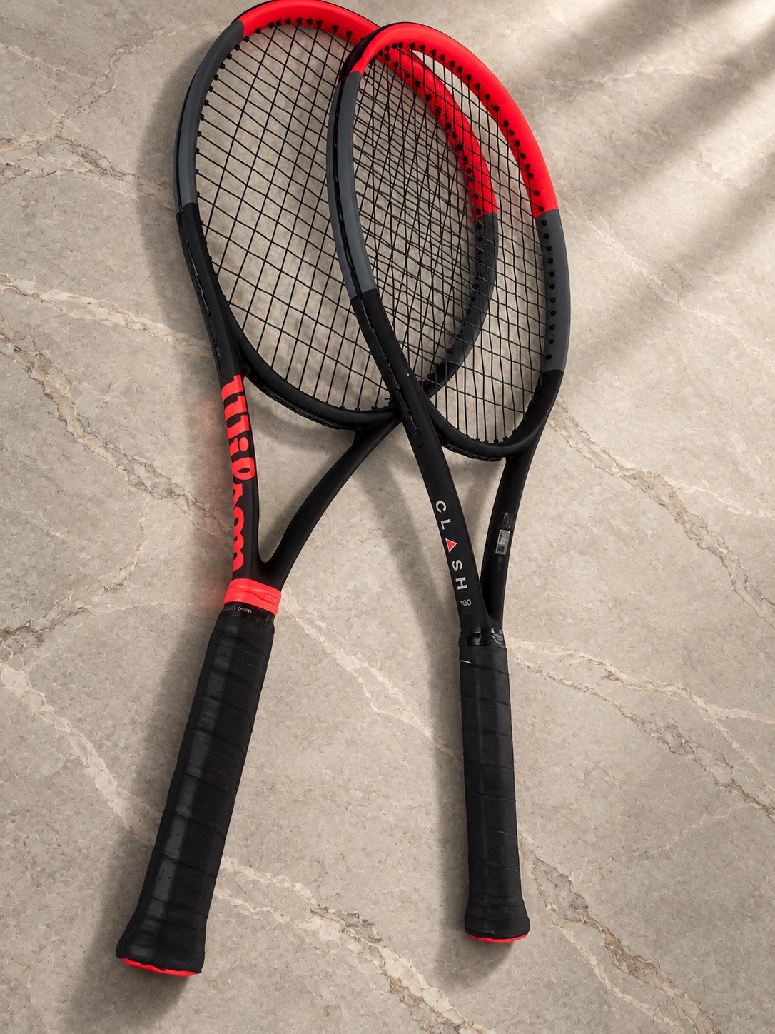 Twee Wilson Clash tennisrackets 100 Tour, Sport en Fitness, L2, Gebruikt, Ophalen of Verzenden, Wilson