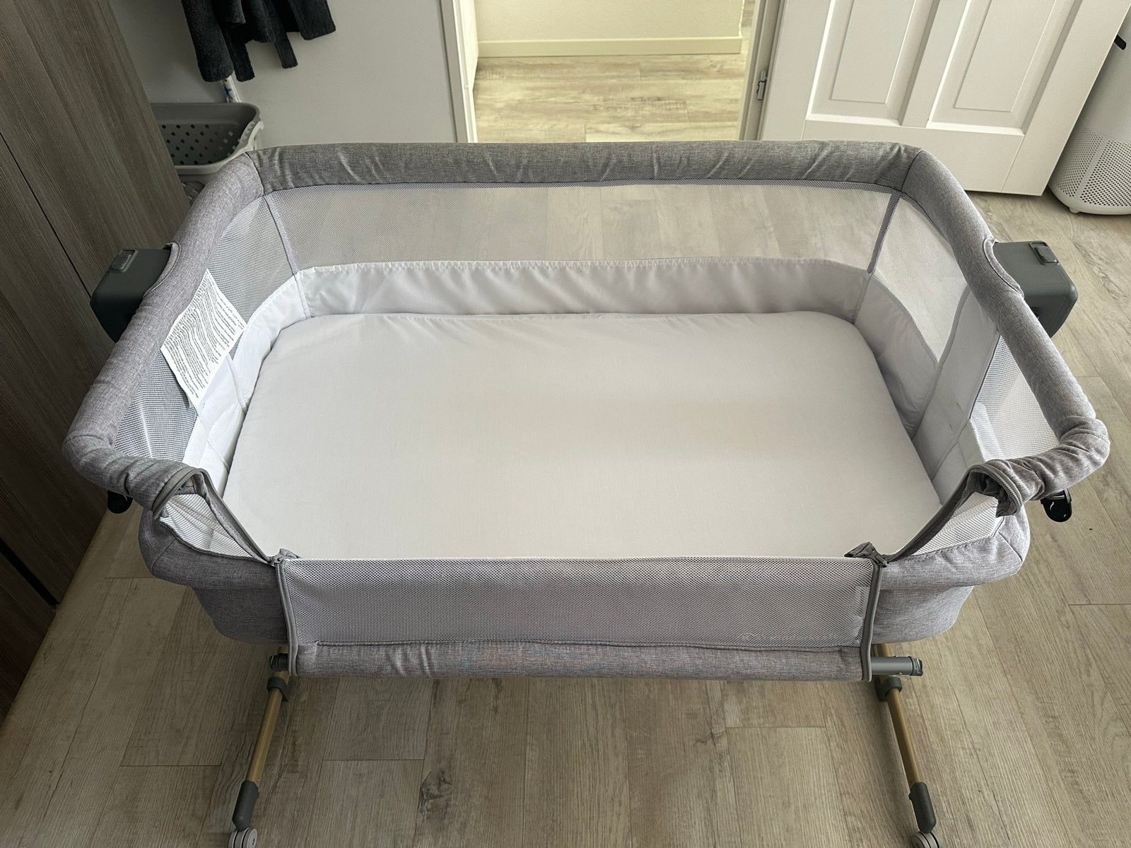 Kinderkraft Nesti Air Wood Co-Sleeper Wieg, Ophalen, Zo goed als nieuw, Wieg