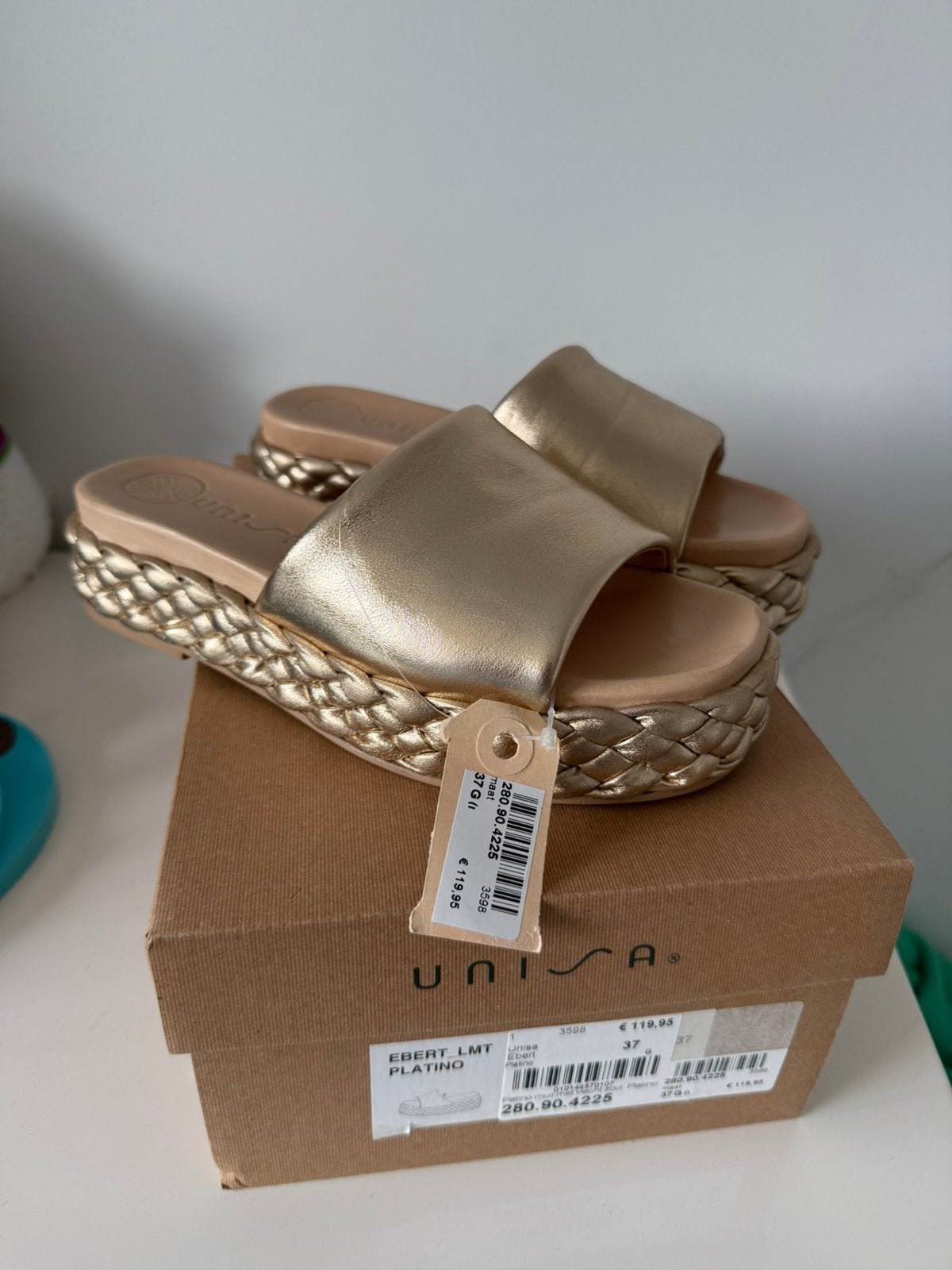 Unisa echt leer sandalen goud nieuw in doos, Overige kleuren, Nieuw, Sandalen of Muiltjes, Ophalen of Verzenden