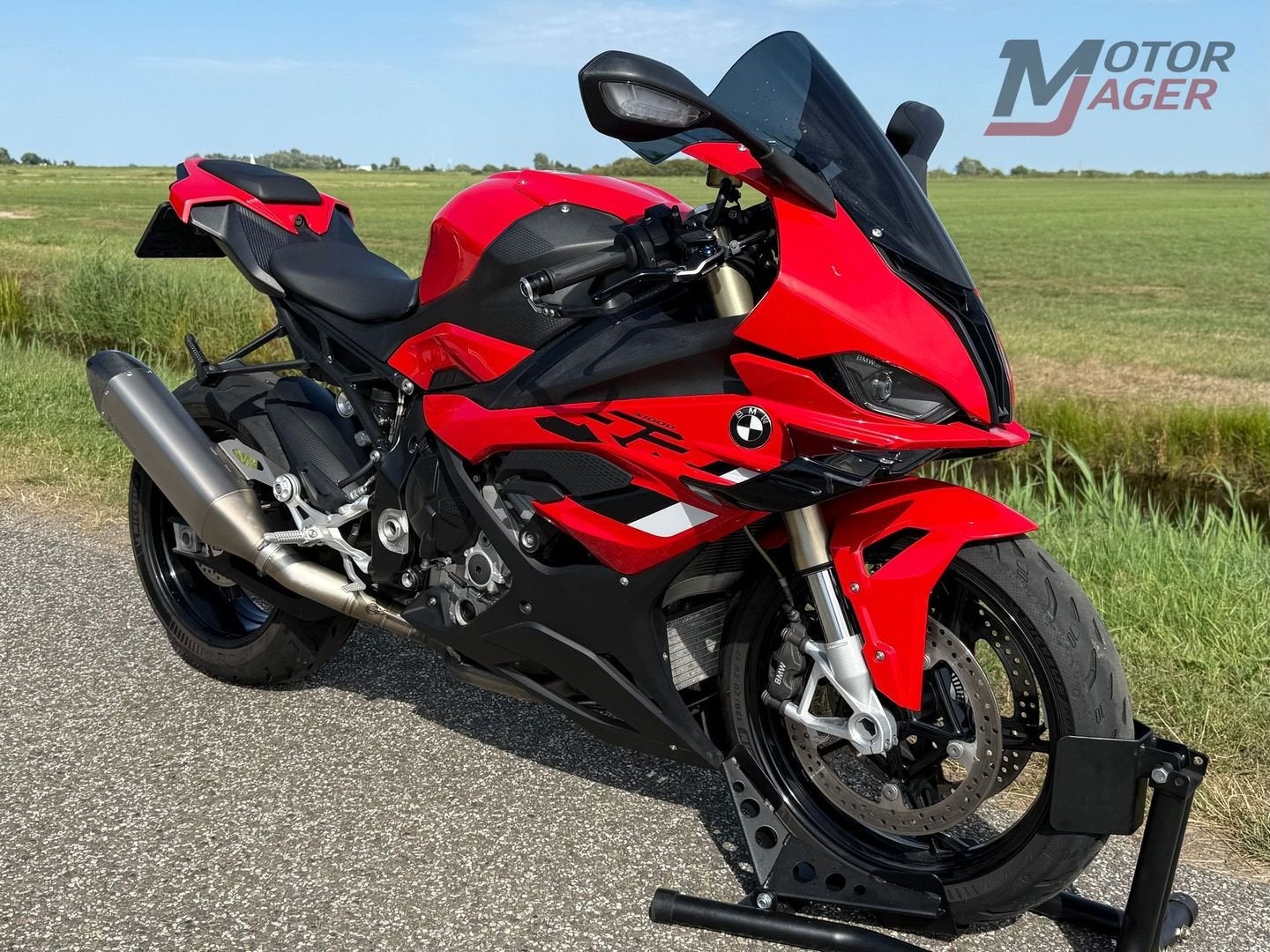 BMW S 1000 RR - Full Option & Akraprovic -( s1000rr s1000r ), Motoren, Motoren | BMW, 4 cilinders, Motorrijbewijs A, Bedrijf, Super Sport