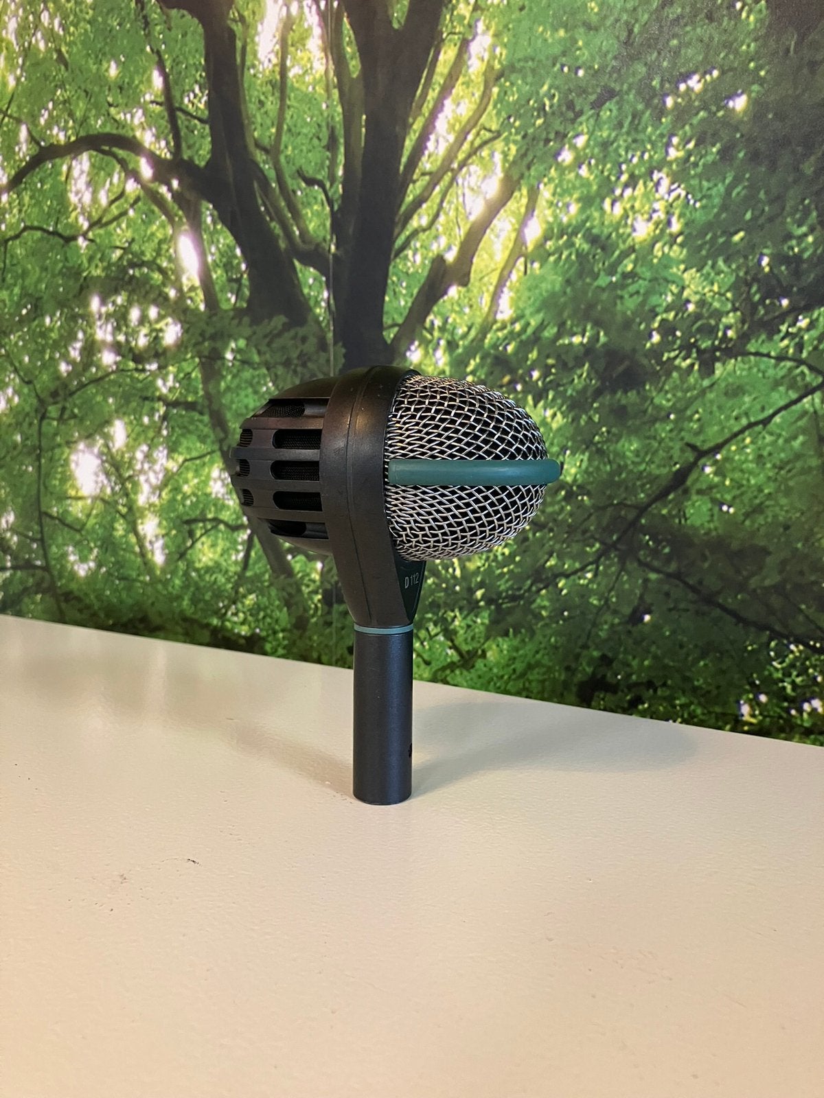 AKG D112 bassdrum microfoon, Muziek en Instrumenten, Verzenden, Zo goed als nieuw, Instrumentmicrofoon