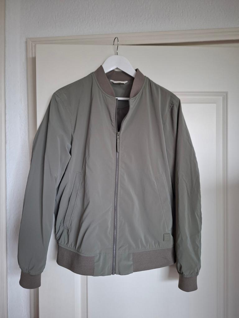 Zara bomberjack jongens/heren maat M, Kleding | Heren, Jassen | Zomer, Zara, Maat 48/50 (M), Ophalen of Verzenden, Gedragen