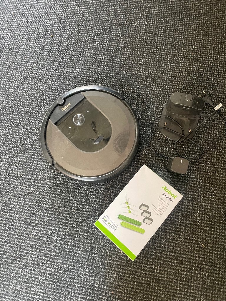 Robotstofzuiger Roomba I7, Witgoed en Apparatuur, Ophalen, Gebruikt, IRobot, Robotstofzuiger