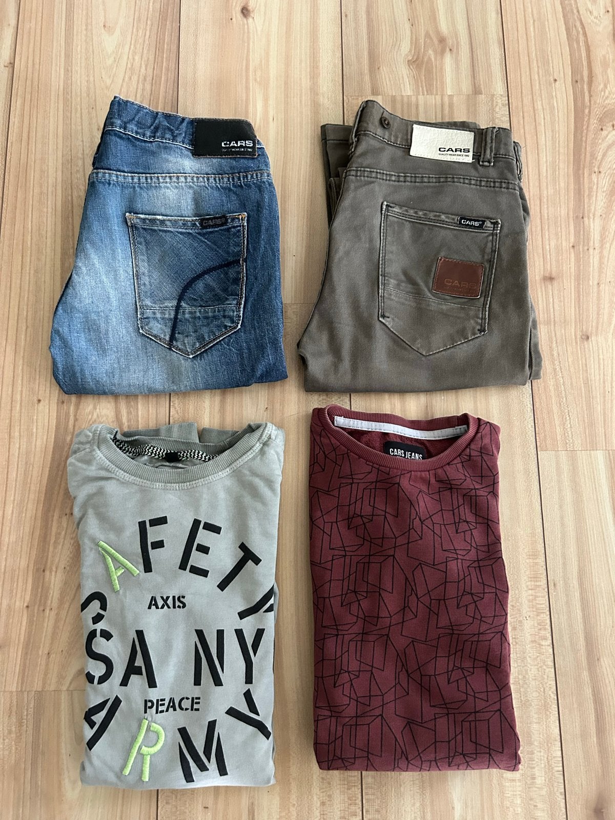 Cars kledingpakket jongens - 2 broeken, 2 sweaters maat 164, Ophalen of Verzenden, Gebruikt, Jongen, Setje