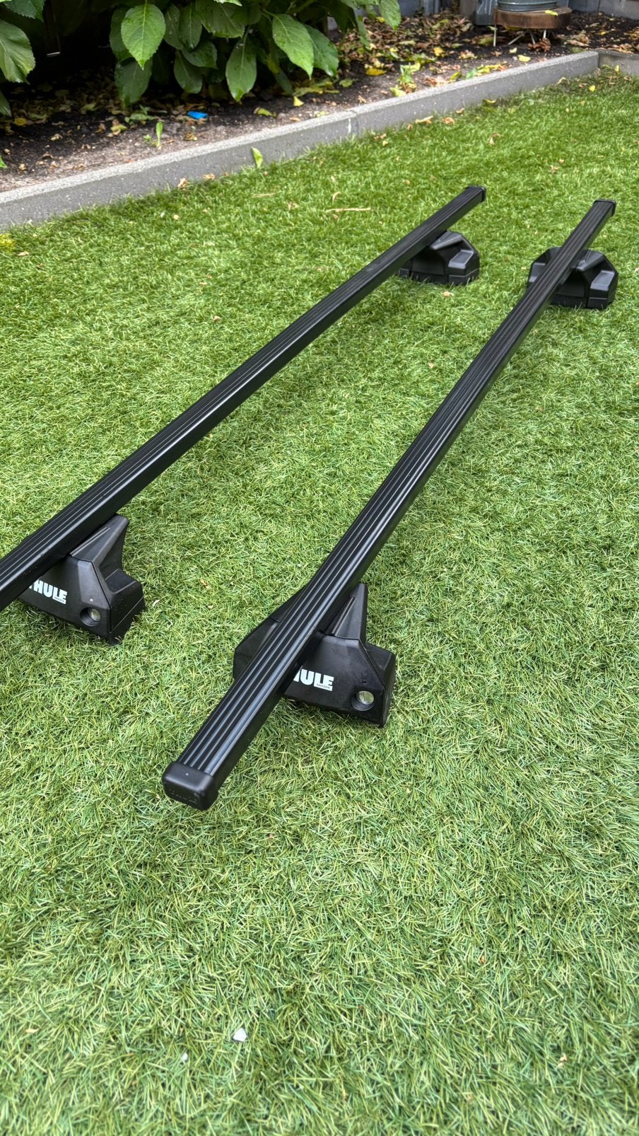 Thule dakdragers square bar Evo voor bijv Kia, Ophalen, Zo goed als nieuw