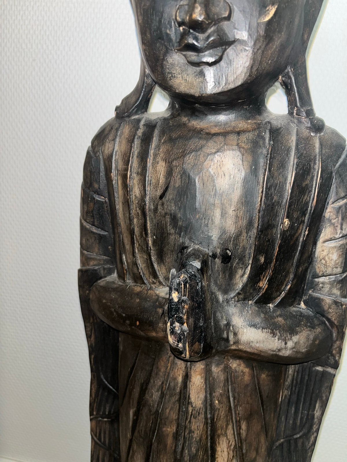 Houten Boeddha Beeld - Handgesneden Donker Hout, Antiek en Kunst, Handgemaakt, Beeld, Hout, Bruin