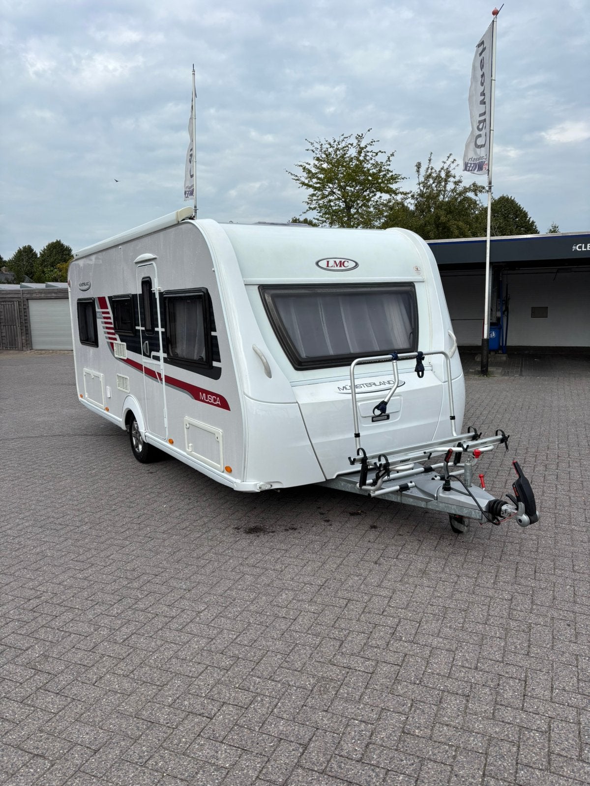 Zeer nette LMC Musica 490E uit 2013 Bovag 2026 en stalling, Rondzit, 2 aparte bedden, 4 tot 5 meter, LMC en Münsterland