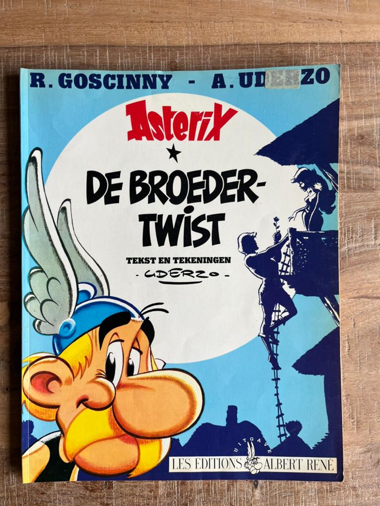 5 albums van Asterix in goede staat, Meerdere stripboeken, Ophalen of Verzenden, Gelezen