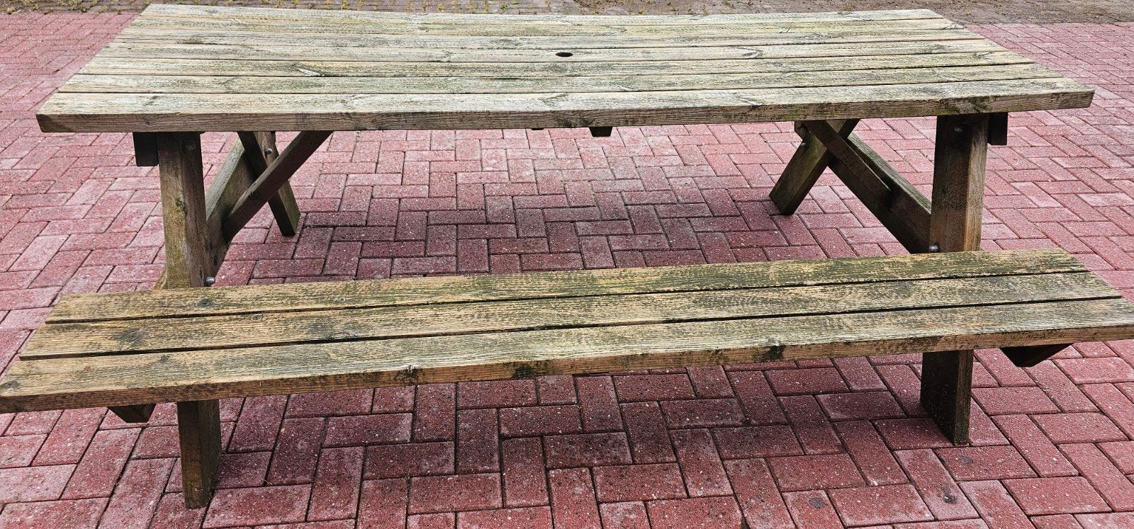 Robuuste houten picknicktafel voor buiten, Tuin en Terras, Ophalen, Gebruikt, Rechthoekig, Hout