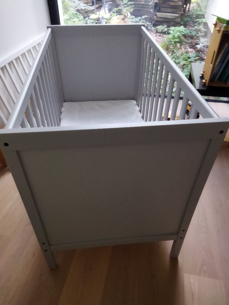 babybed, Ophalen, Zo goed als nieuw, Ledikant