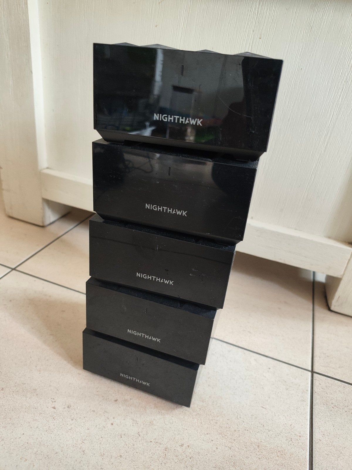 Nighthawk Mesh WiFi 6 Systeem MR60 - 2 basisstations 3 satel, Ophalen of Verzenden, Gebruikt