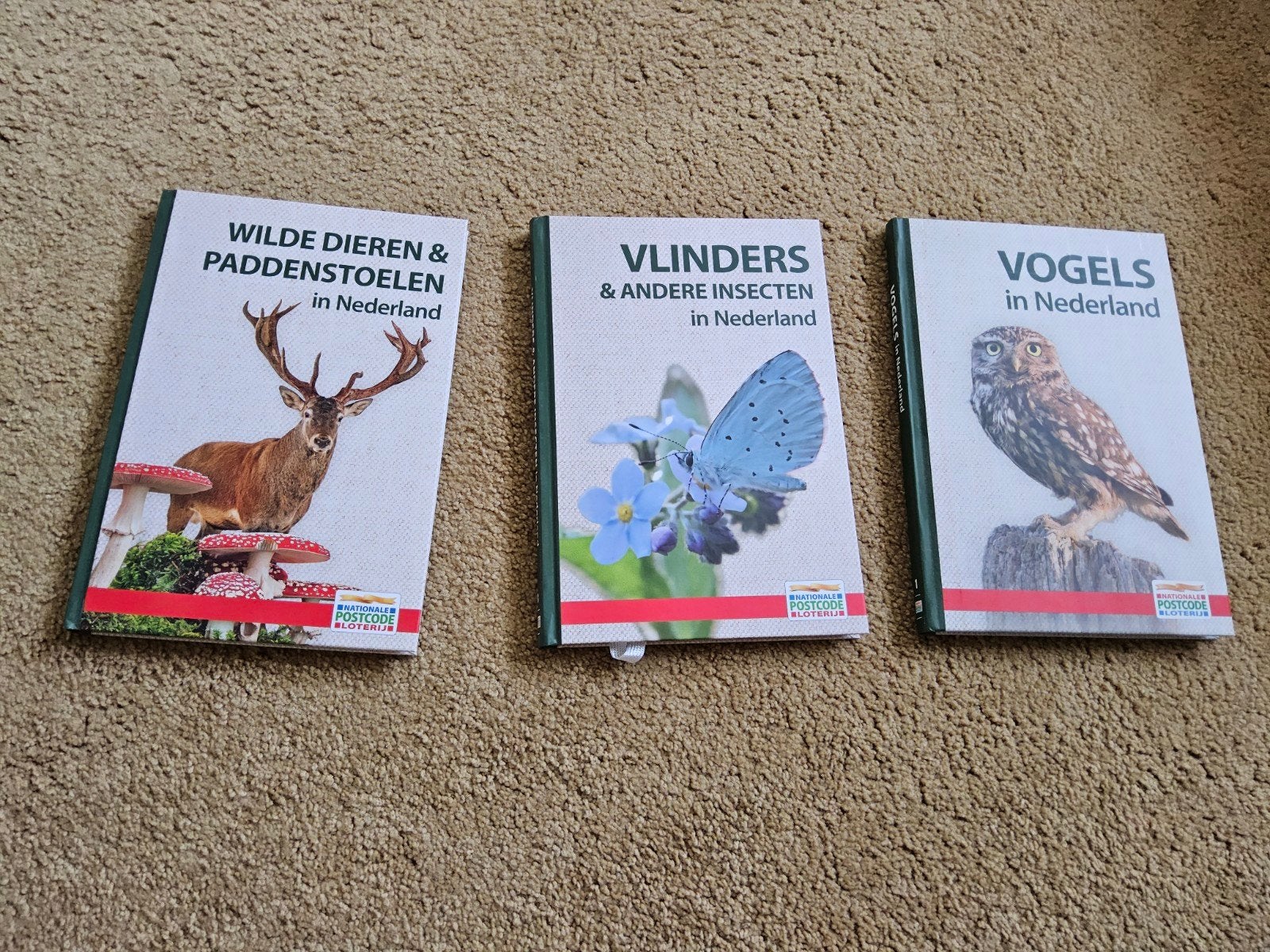 Nationale Postcode Loterij Natuurgidsen (3 boeken), Ophalen of Verzenden, Zo goed als nieuw, Natuur algemeen, Nationale Postcode Loterij