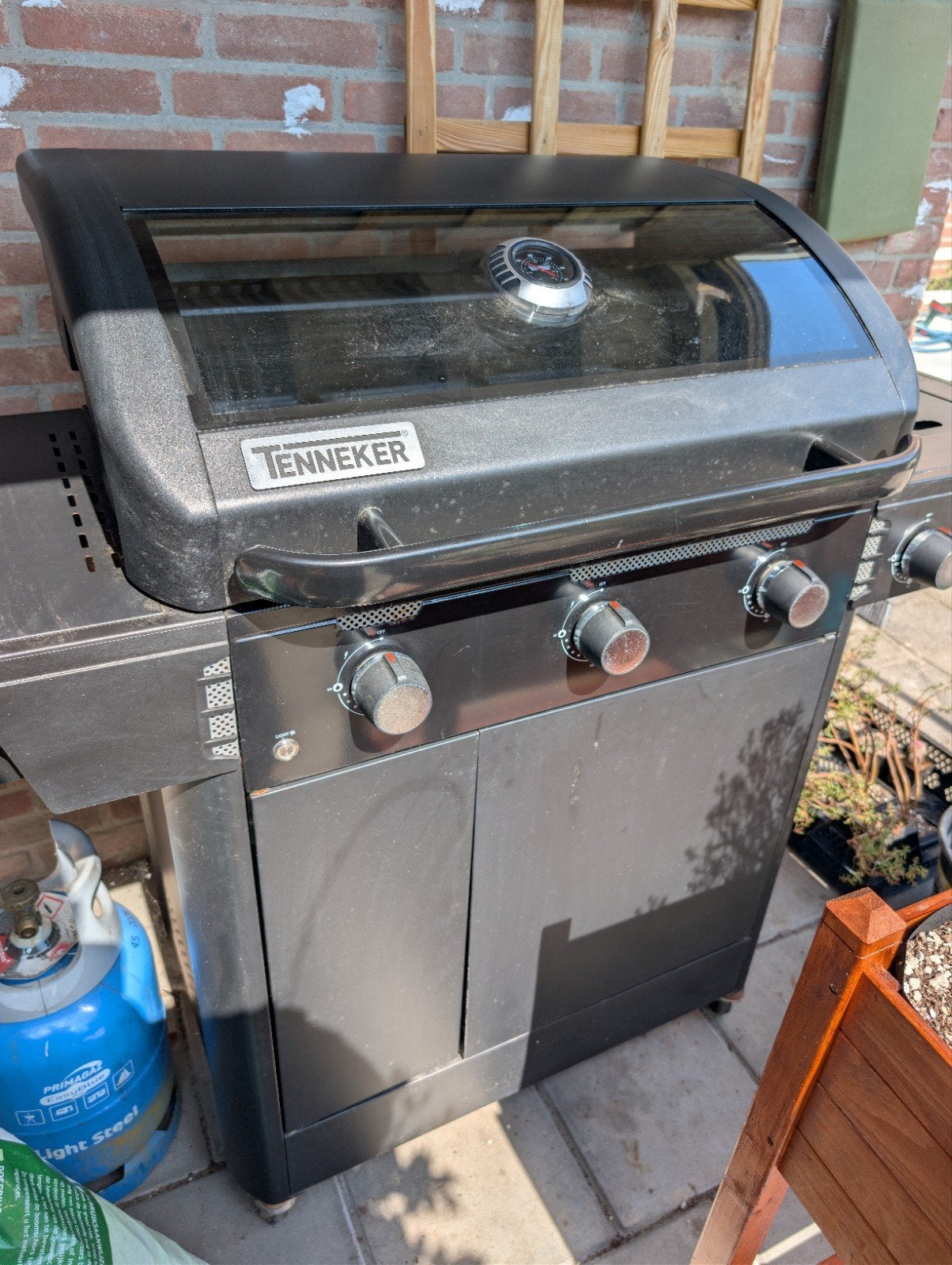 Grote Tenneker gas barbecue incl gasfles, Ophalen, Gebruikt, Tenneker