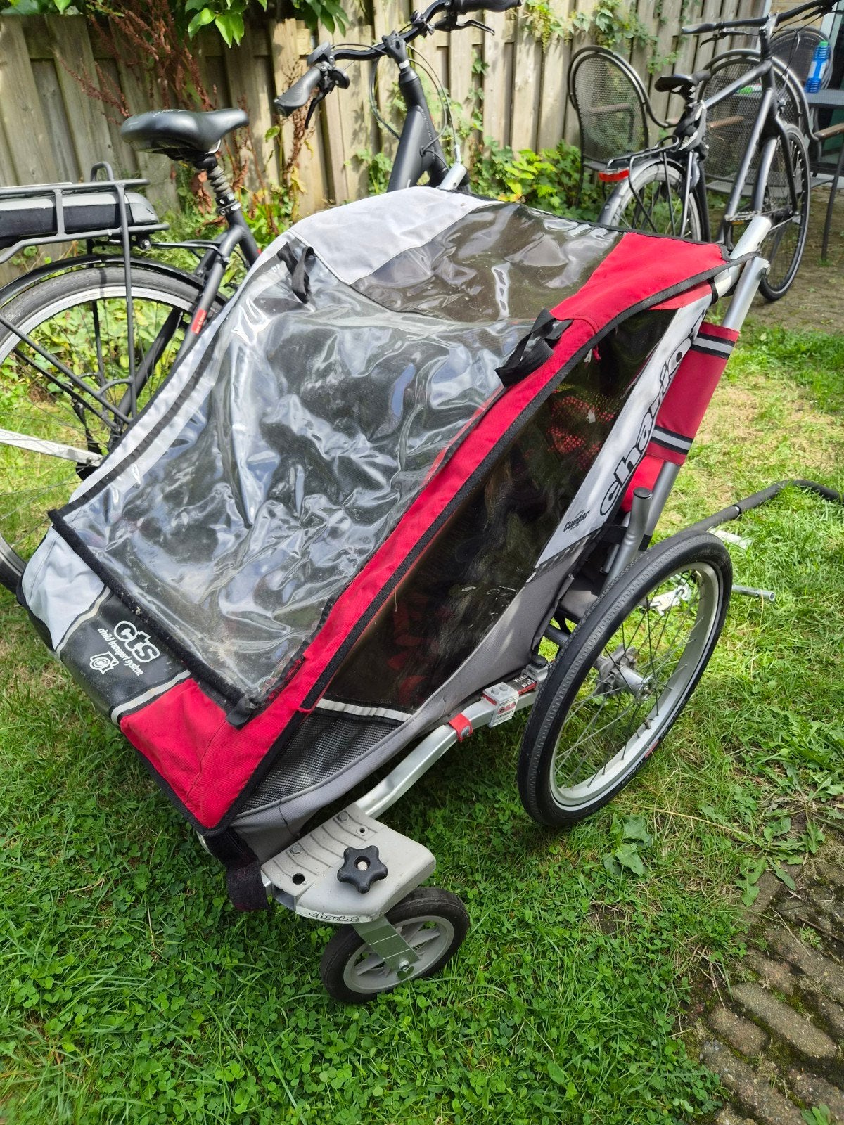 Chariot Cougar 1 kinderkar/fietskar, inclusief babyswing, Fietsen en Brommers, Ophalen, Gebruikt, Vering, 20 tot 40 kg