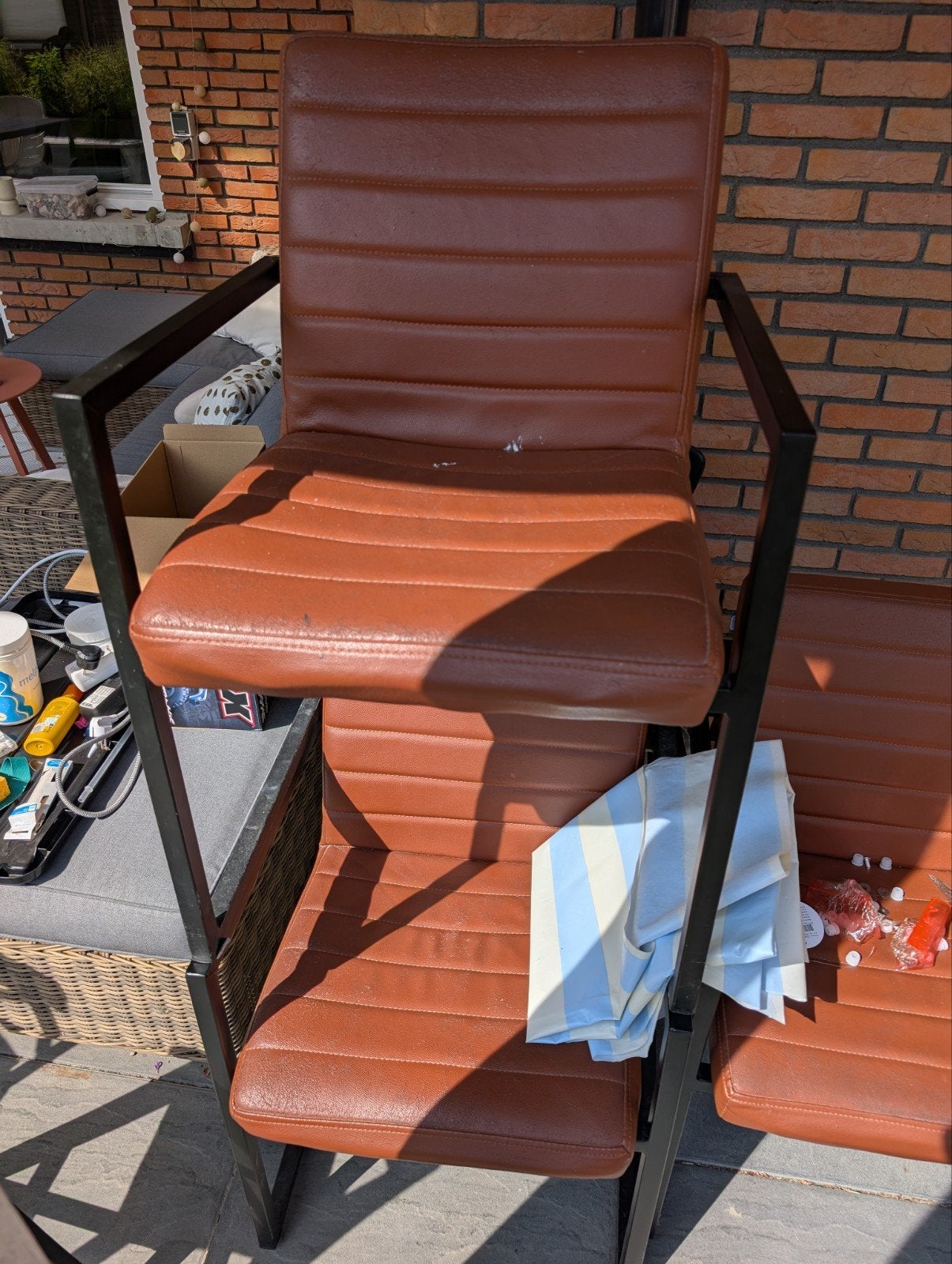 3 eetkamerstoelen met versleten zitting, goed frame, Huis en Inrichting, Stoelen, Ophalen, Gebruikt, Overige materialen, Drie