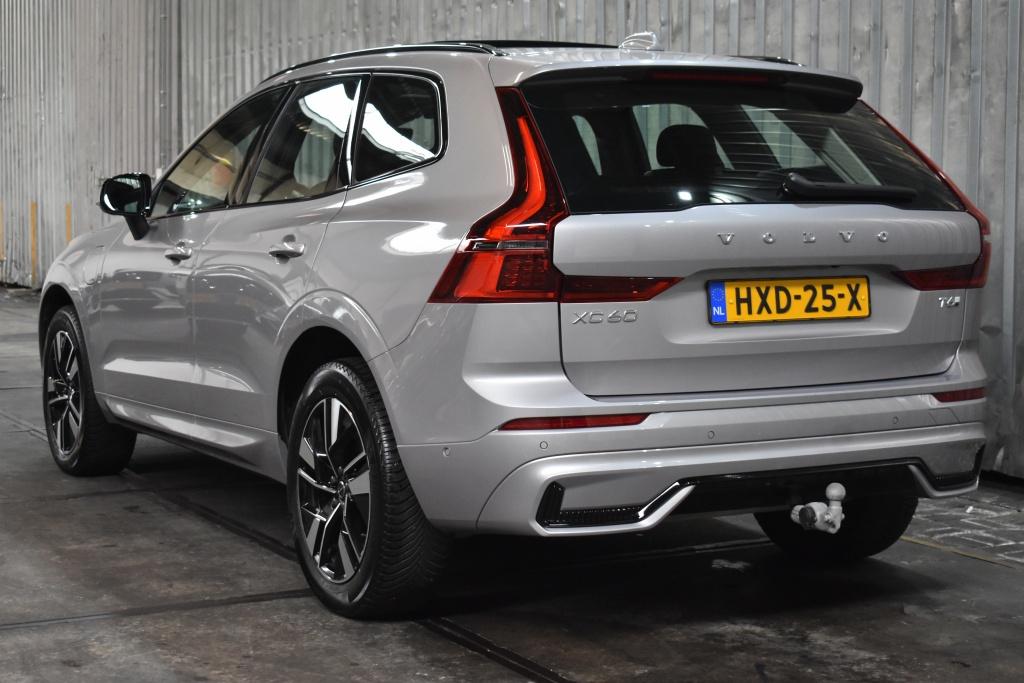 Volvo XC60 T6 350PK AWD Plus Dark FACELIFT | Trekhaak | Schu, Automaat, Gebruikt, 4 cilinders, 24 maanden