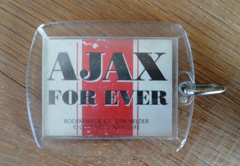Ajax sleutelhanger uit 1995. AJAX FOREVER., Ophalen of Verzenden, Gebruikt, Sport