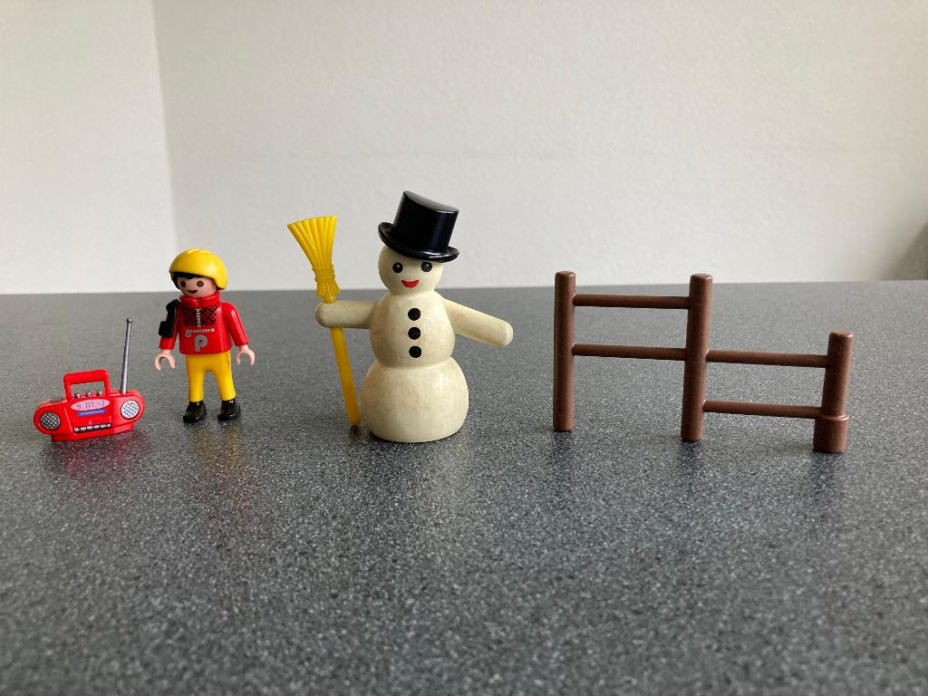 Playmobil 3955 4556 5711 sneeuwpop hekje jongetje+radio, Ophalen of Verzenden, Zo goed als nieuw