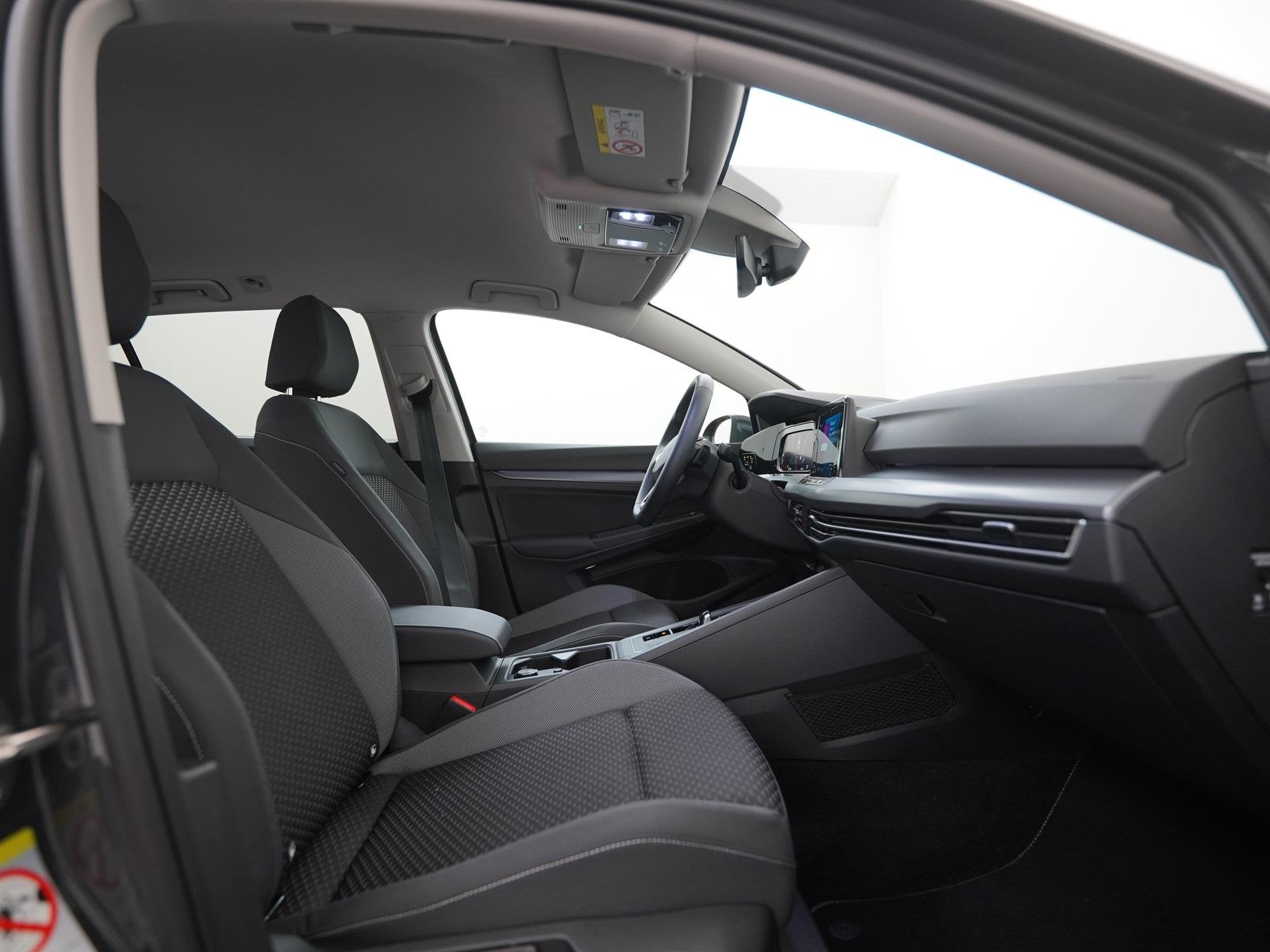 Volkswagen Golf Variant 1.0 eTSI Active DSG | Camera | Stuur, Auto's, Stof, Gebruikt, 3 cilinders, Golf Variant