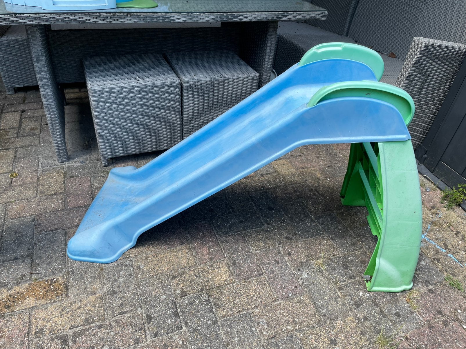 Glijbaan klein, Ophalen, Zo goed als nieuw, Glijbaan