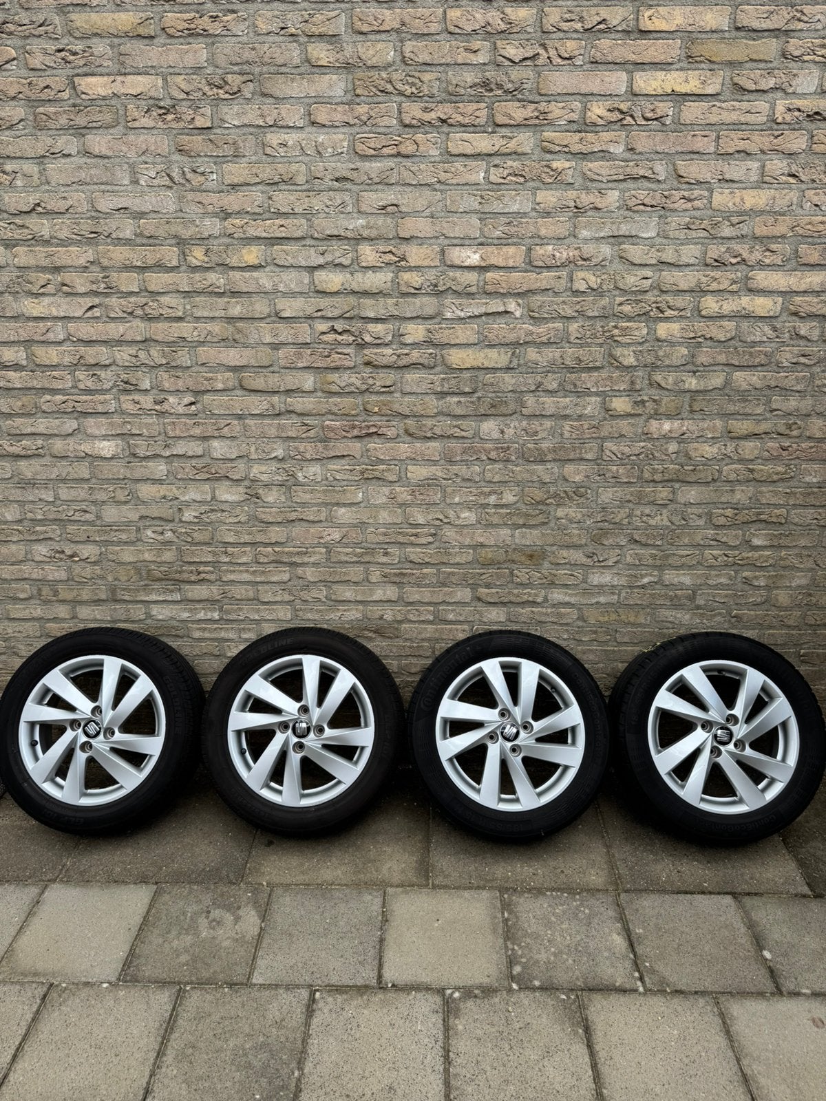 Seat Mii velgen 15 inch - 4x100 - 185/55 R15, Ophalen, Seat, Motorkap