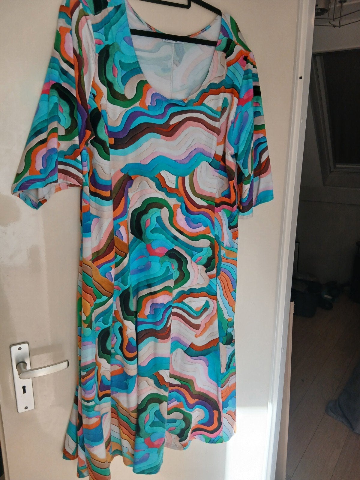 Magna Gekleurde Jurk Maat 56/58 - Nieuwstaat, Kleding | Dames, Maat 46/48 (XL) of groter, Nieuw, Magna, Onder de knie