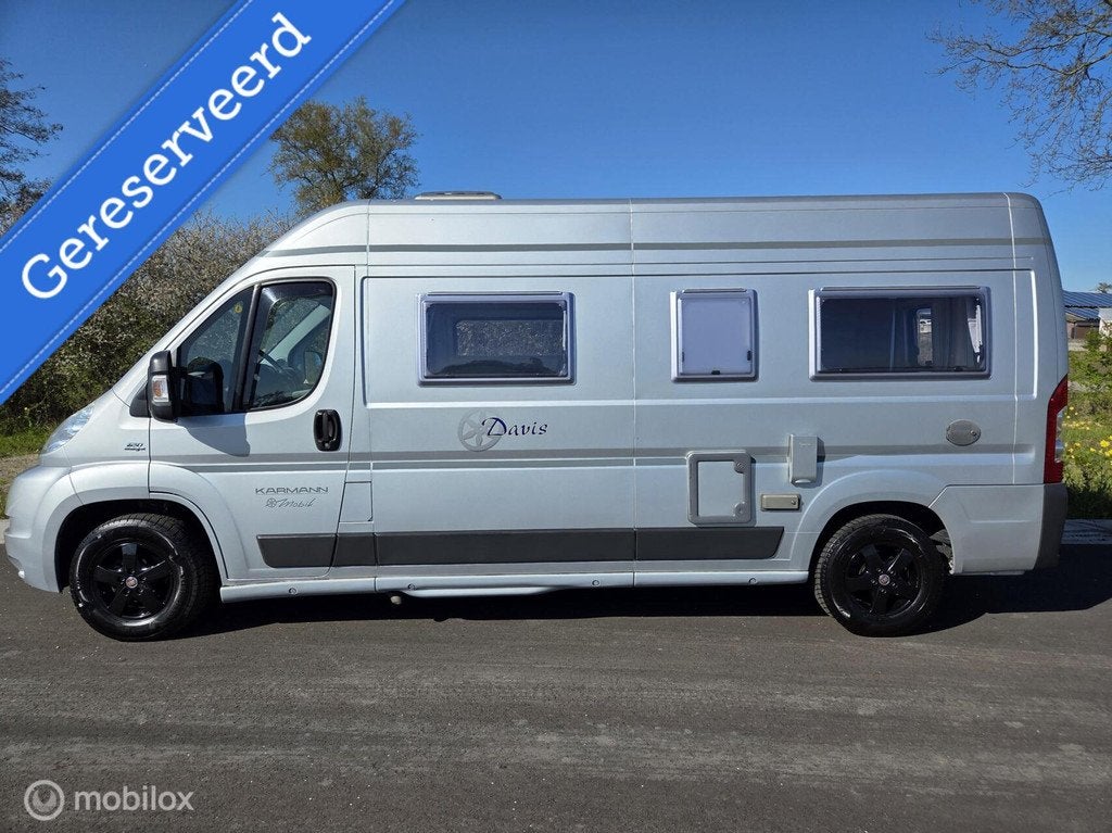 Karmann mobil DAVIS 590 FB buscamper 2009 ☆Euro-4 Vastbed, Caravans en Kamperen, Campers, Buscamper of Camperbus, Koelkast, 6 tot 7 meter