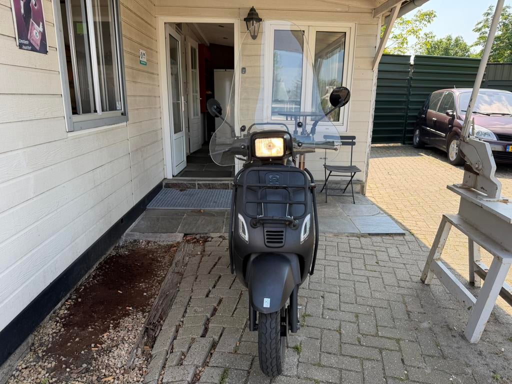 Tekoop AGM VX50 2019, Fietsen en Brommers, Ophalen, Gebruikt, Maximaal 45 km/u, Benzine