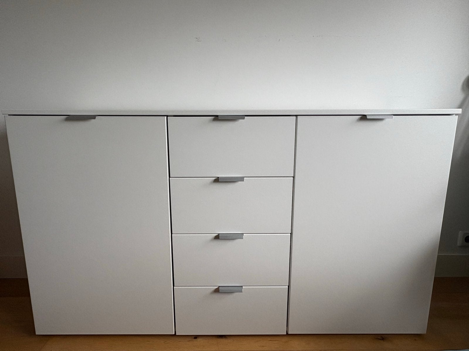 Commode / dressoir van Pronto wit 1.39x0.80x0.43m, Ophalen, Gebruikt, 100 tot 150 cm, Met lade(s)