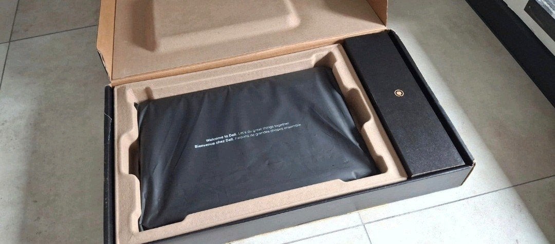 Dell 16pro gloednieuw, Ophalen of Verzenden, Nieuw, SSD
