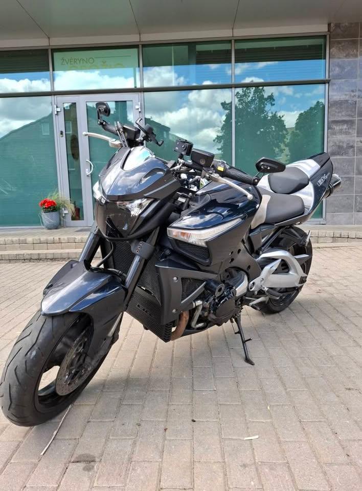 Suzuki GSX1300 B KING, Motoren, Motoren | Suzuki, Sportuitlaat, 1340 cc, 4 cilinders, Motorrijbewijs A