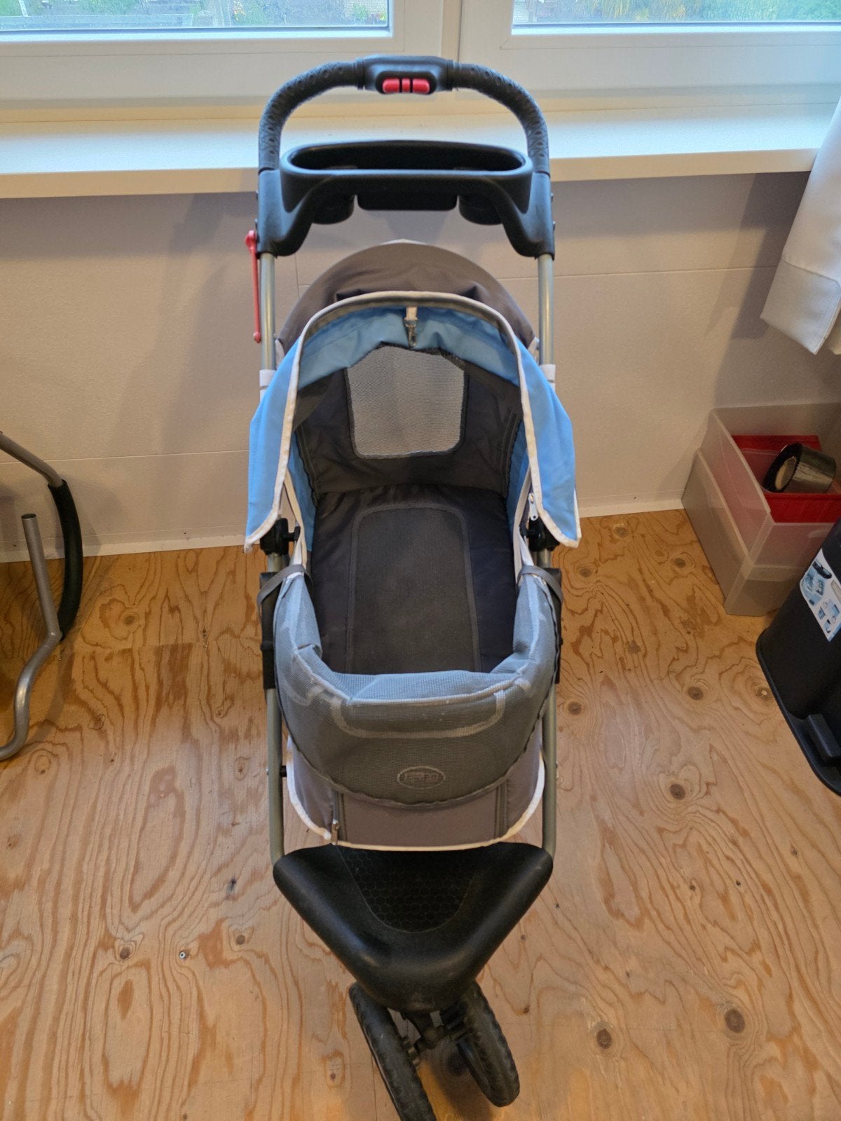 Innopet Nette hondenbuggy, Ophalen