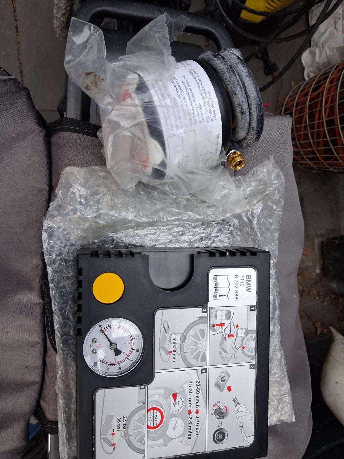 BMW bandencompressor / Mobility System, Ophalen, Zo goed als nieuw