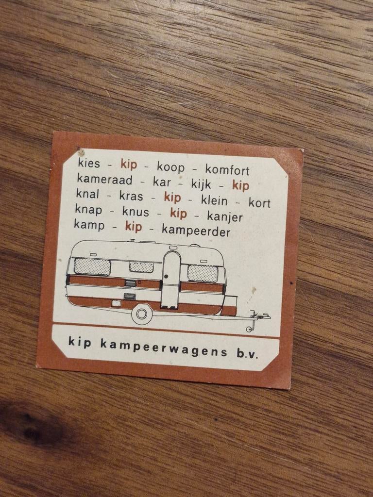 6272 Sticker Kip Kampeerwagen - Klassieke Caravan, Ophalen of Verzenden