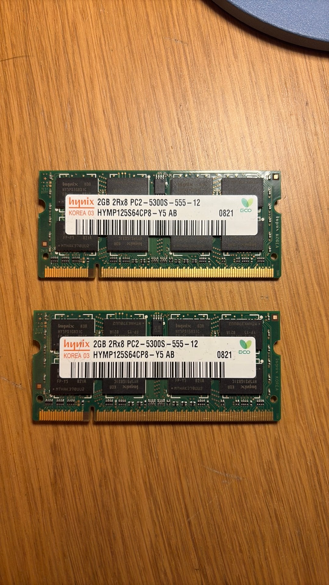2x 2GB RAM geheugen Hynix voor laptop, Computers en Software, Ophalen of Verzenden, Zo goed als nieuw, DDR3, Laptop