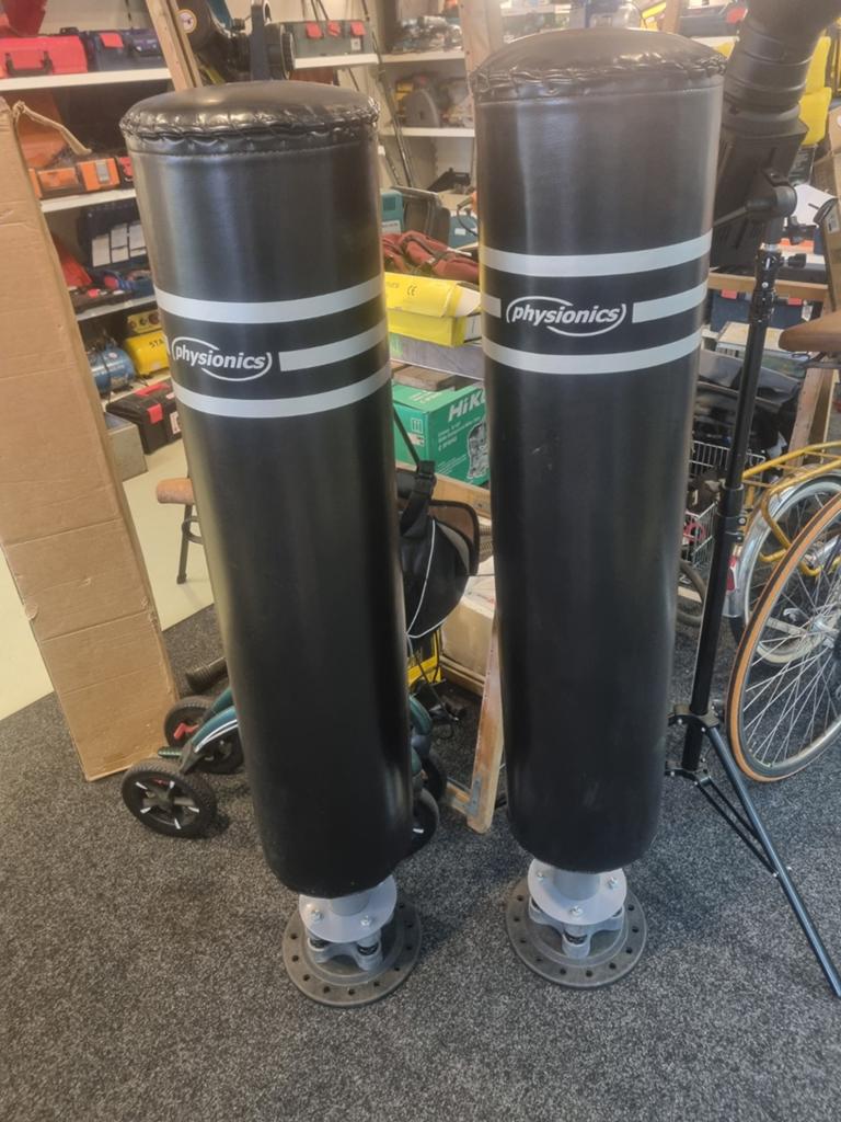 Physionics Vrijstaande Bokszakken - Set van 2, Ophalen, Zo goed als nieuw, Bokszak, Nvt