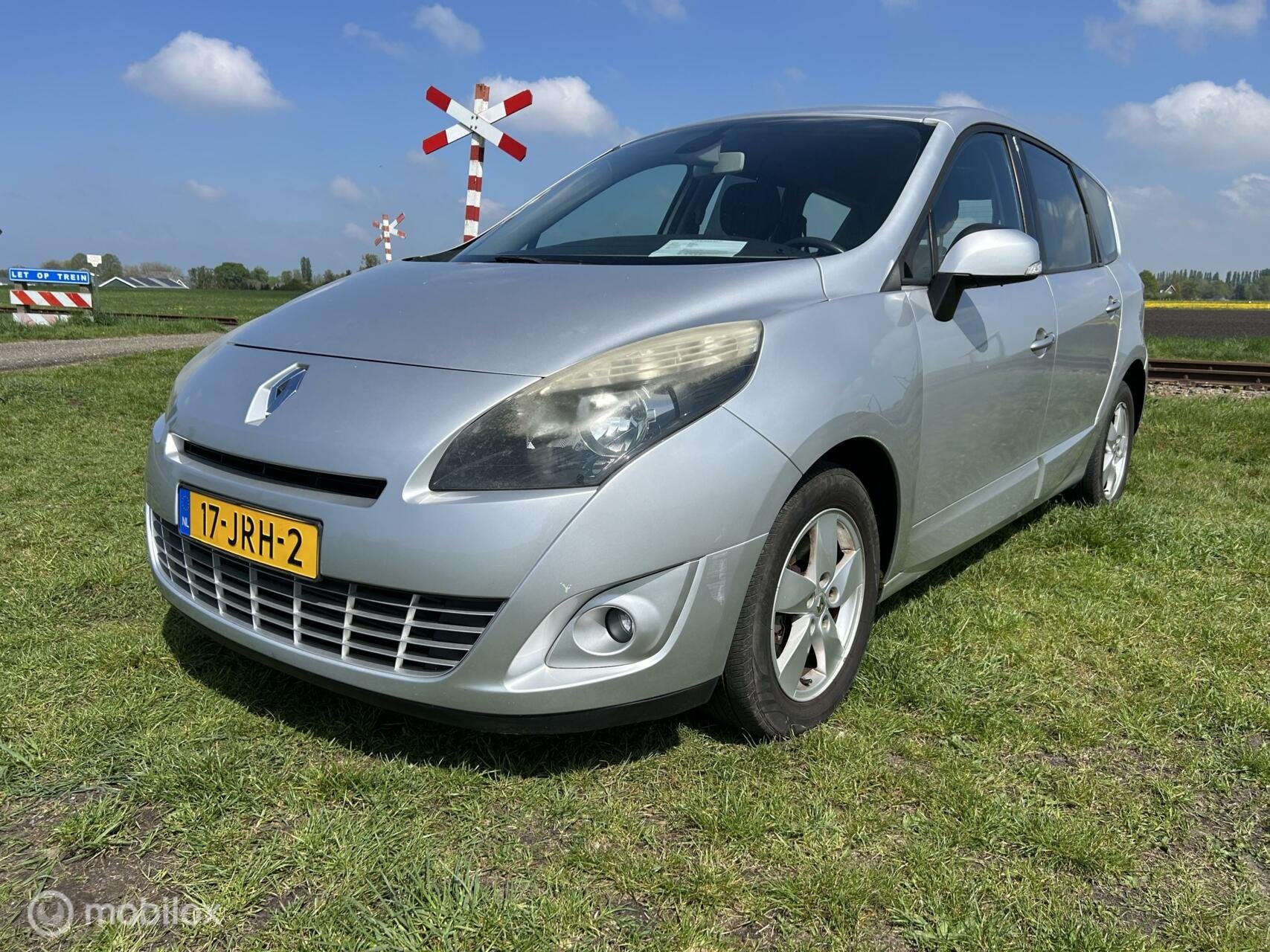 Renault Grand Scénic 1.4 TCe Dynamique APK RUIME VAK AUTO, Voorwielaandrijving, 745 kg, Stof, Zwart