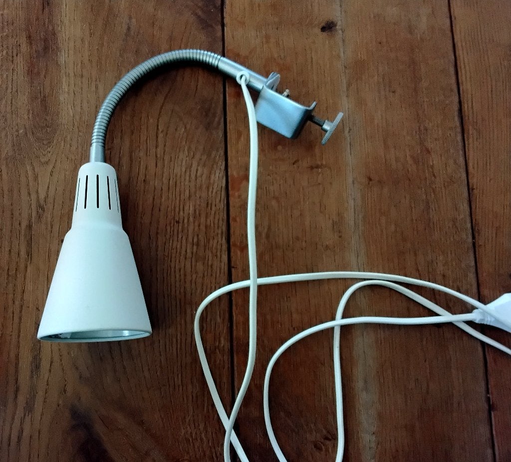 Vintage bureaulamp - leeslamp - Ikea Kvart ecru / wit - kle, Huis en Inrichting, Lampen | Tafellampen, Bureaulamp, Gebruikt, Vintage