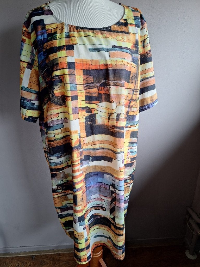 Nieuwe dunne jurk print van La Lemon, maat 48, Kleding | Dames, Jurken, Geel, Maat 46/48 (XL) of groter, Nieuw, Ophalen of Verzenden
