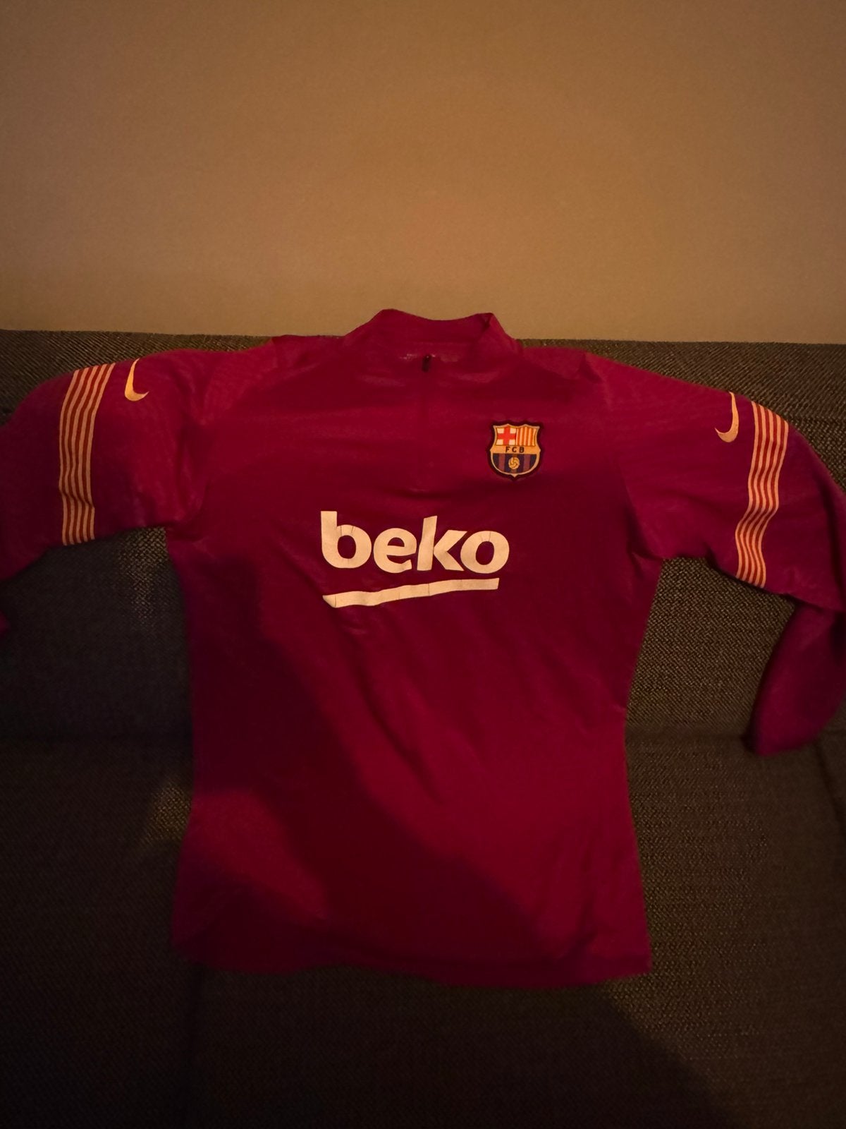 Fc Barcelona trainingsvest, Ophalen, Zo goed als nieuw, Shirt