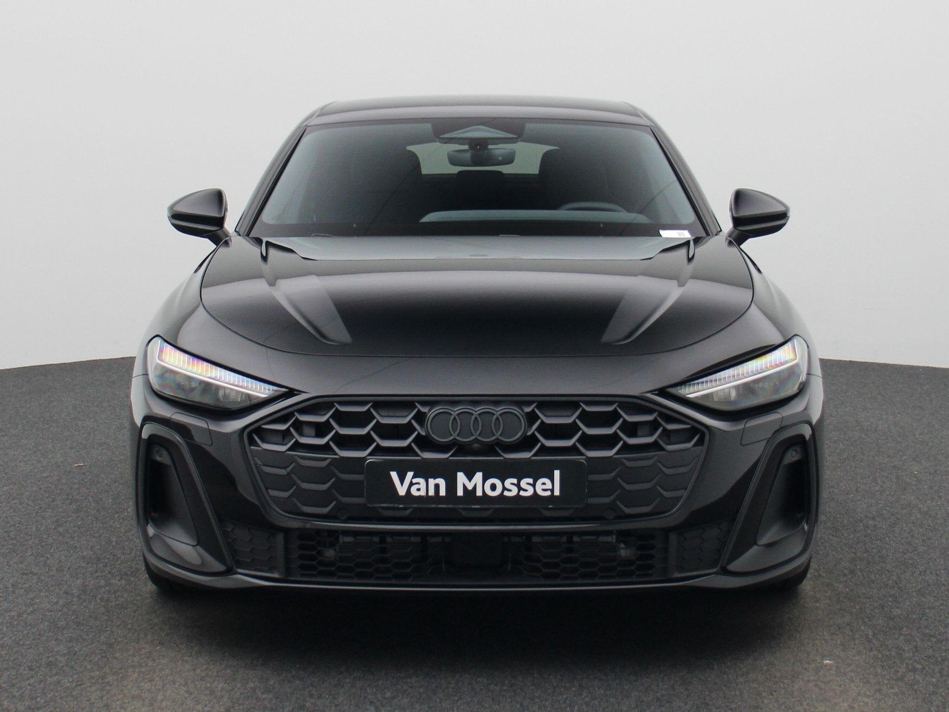 Audi A5 Limousine 2.0 e-hybrid quattro S edition | Adaptieve, Automaat, 12 maanden, Stof, 4 cilinders