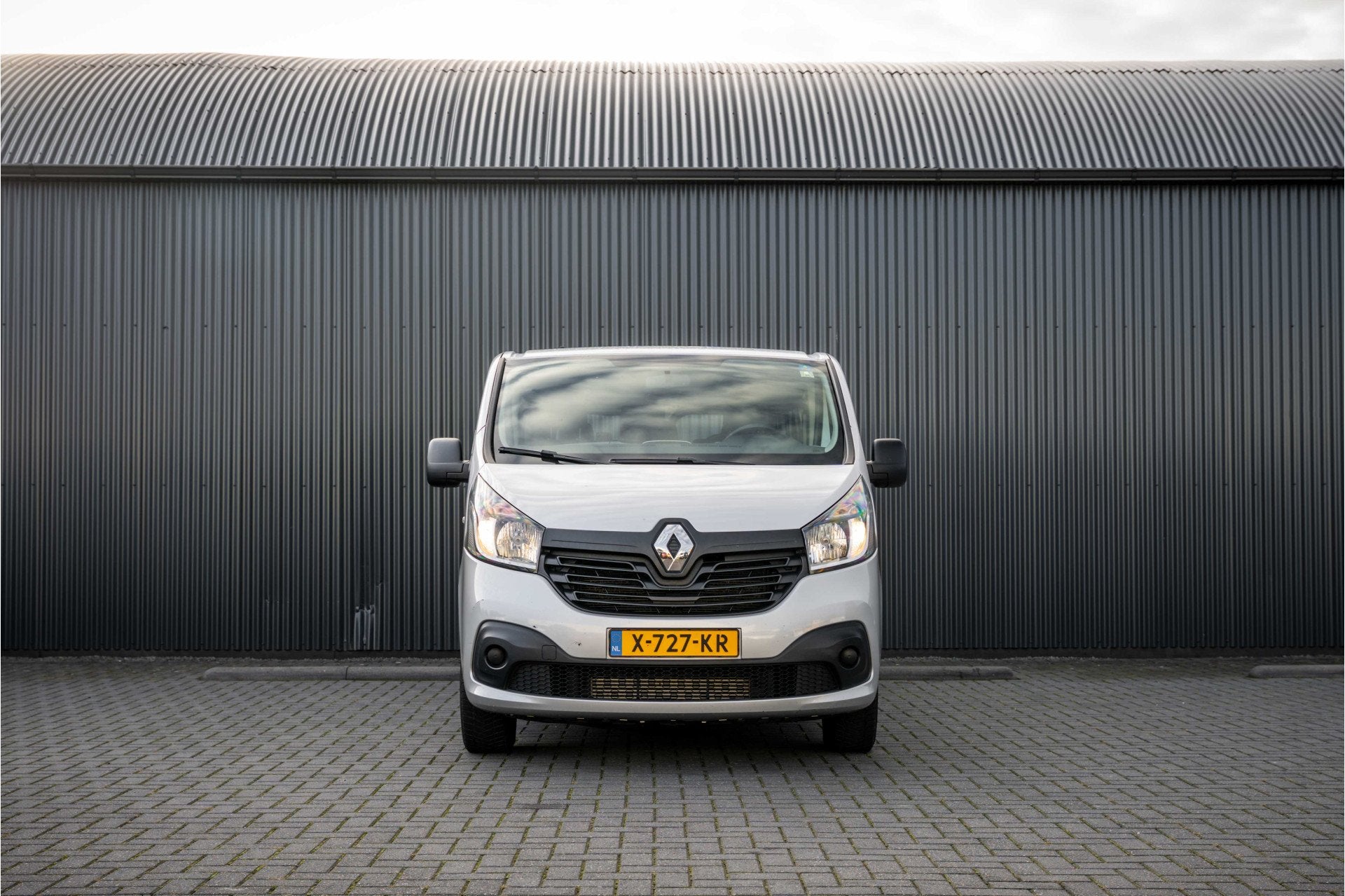 Renault Trafic 1.6 dCi L2H1 | 9-Zits | Cruise | Navi | Airco, Auto's, Voorwielaandrijving, Stof, Gebruikt, 4 cilinders