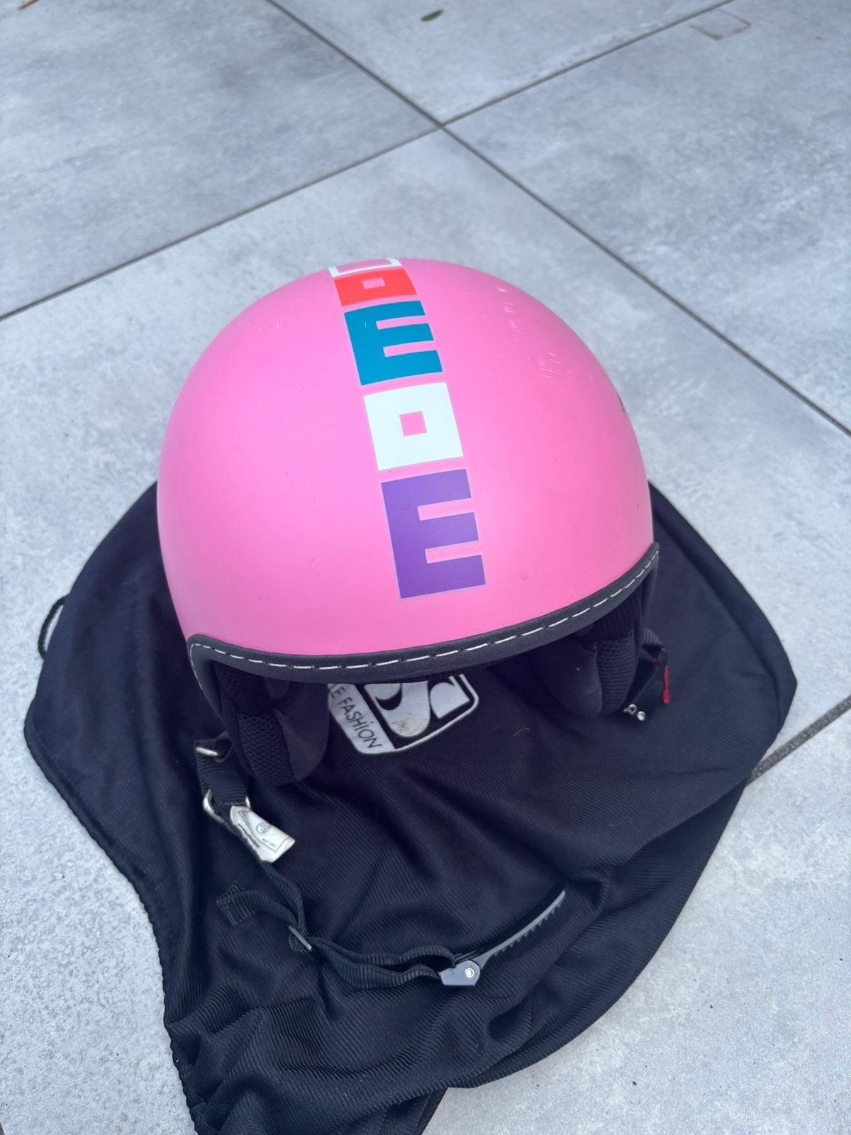 Momo design kinderhelm roze 52cm, Ophalen, Zo goed als nieuw