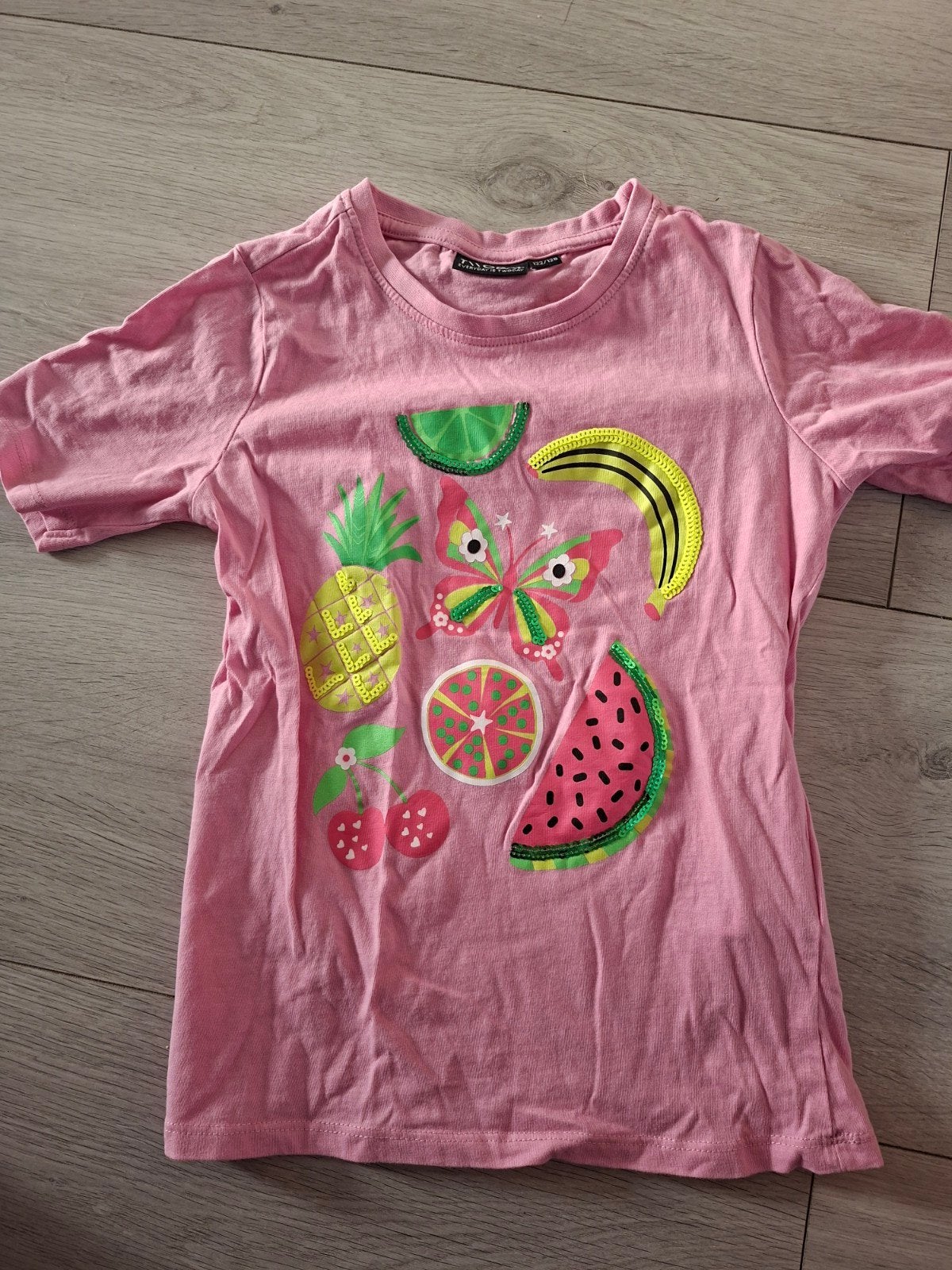 Roze t-shirt van Twoday, maat 122/128, Zo goed als nieuw, Shirt of Longsleeve, Twoday, Verzenden