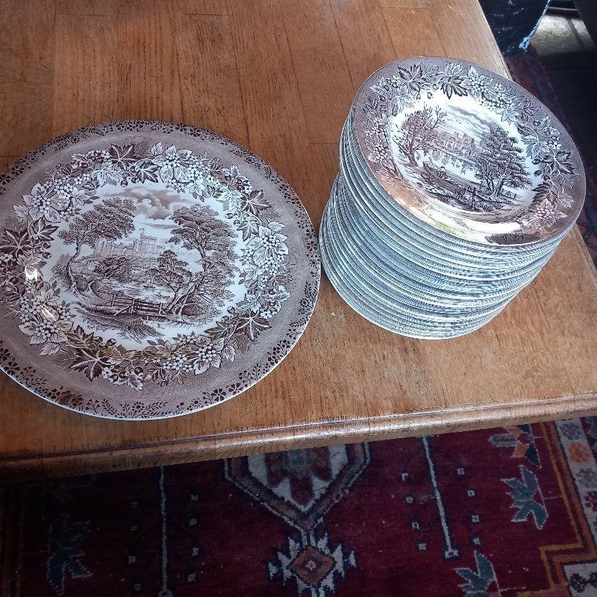 Servies: Engels Bruin Old Britain Castles, Ophalen of Verzenden, Zo goed als nieuw, Bord(en), Wedgwood