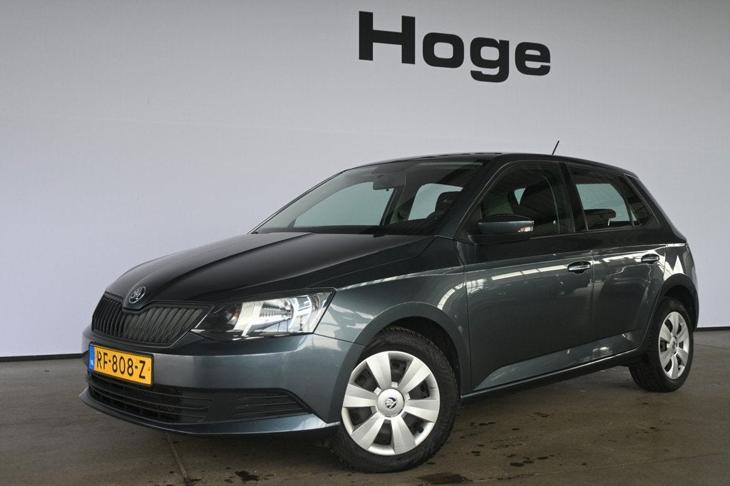 Skoda Fabia 1.2 TSI Active Automaat Airco Elektrisch pakket, Auto's, Skoda, Bedrijf, Te koop, Fabia, ABS, Airbags, Airconditioning
